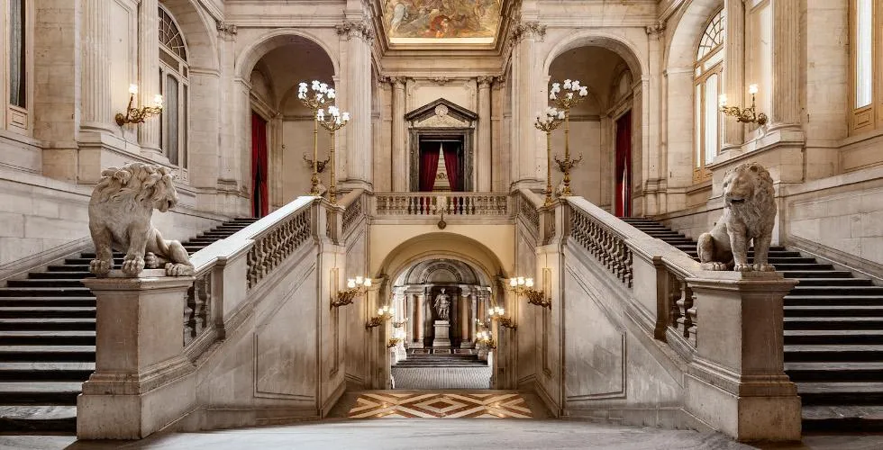 Visitas guiadas al Palacio Real para grupos