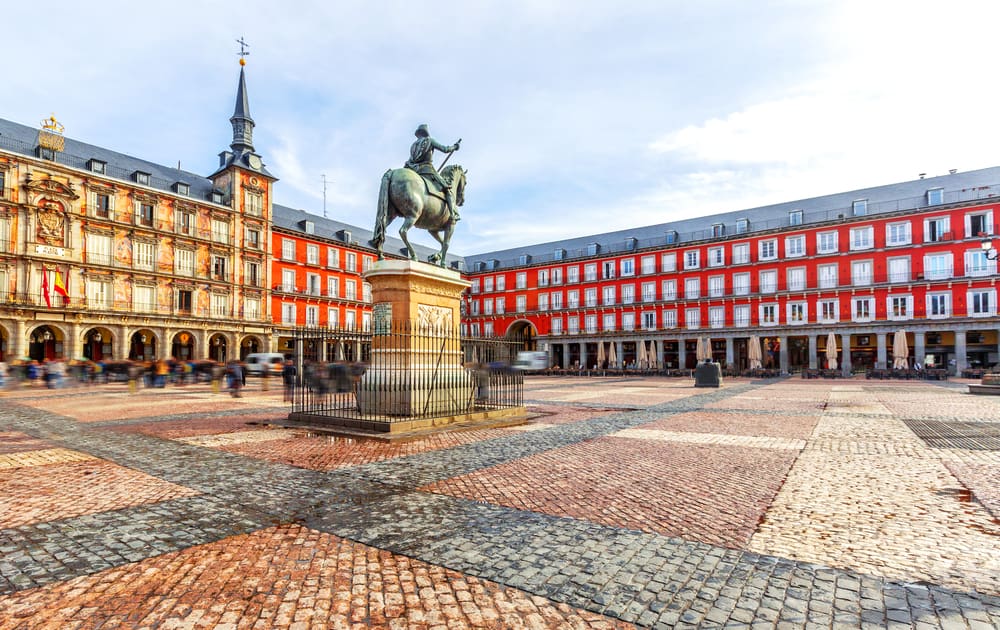 Tours y visitas guiadas por Madrid para grupos y agencias